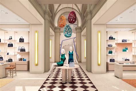 louis vuitton rinnova lo store di firenze|Louis Vuitton rinnova lo store di Firenze, tra arte e proposte .